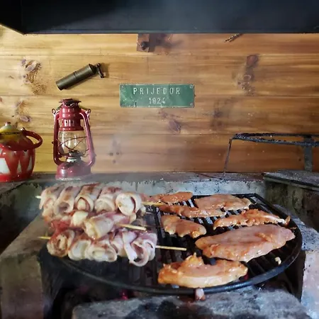 Log Jovicic Chalet